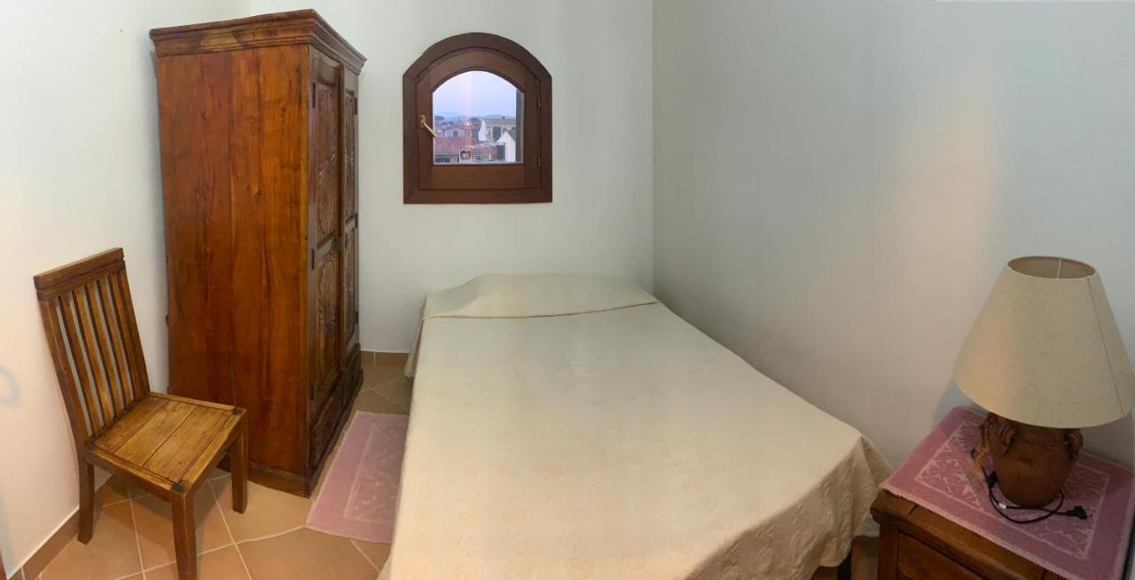 Appartamenti Bella Vista Su Tavolara Porto San Paolo  Exteriér fotografie